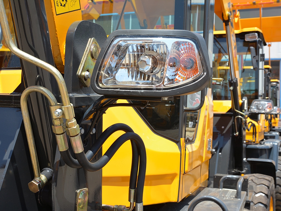 ZL946全(quan)液(ye)壓裝載機(ji)