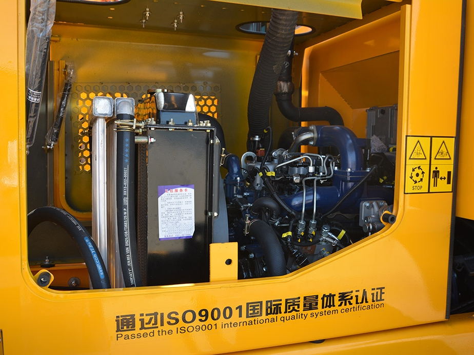 ZL930全(quan)液(ye)壓裝(zhuang)載(zai)機(ji)