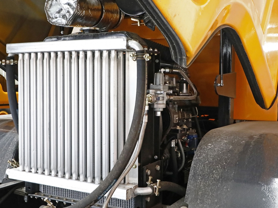 ZL938全(quan)液壓裝(zhuang)載(zai)機