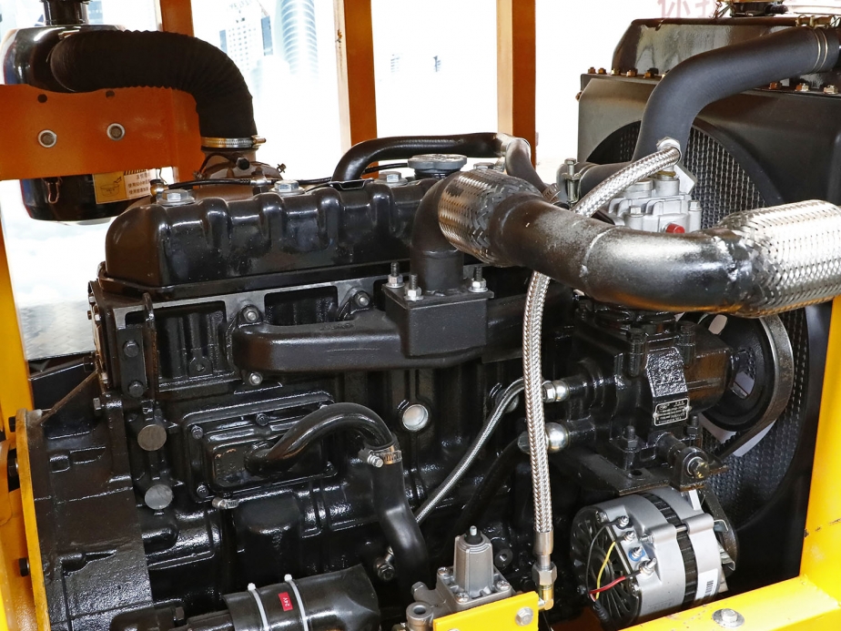 ZL928鑛(kuang)用裝(zhuang)載機